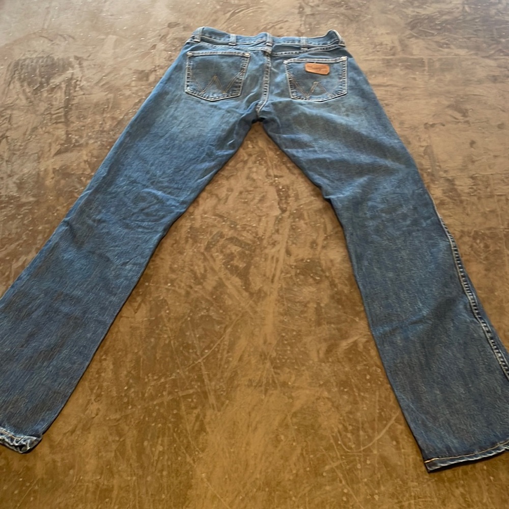 Wrangler Retro (30x34)